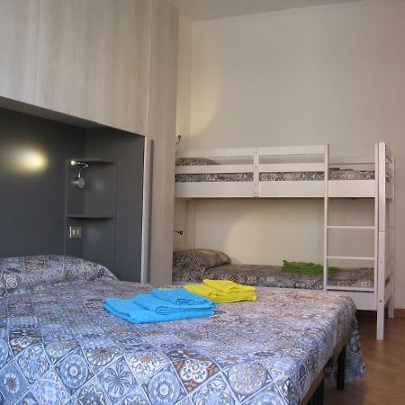 M1 Pasteur Holiday Home ミラノ エクステリア 写真